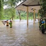 เร่งเคลื่อนย้ายหน่วยเลือกตั้ง นายก อบจ. นครศรีฯ เหตุ ฝนตกหนัก น้ำท่วมขัง-น้ำทะเลหนุนสูง  