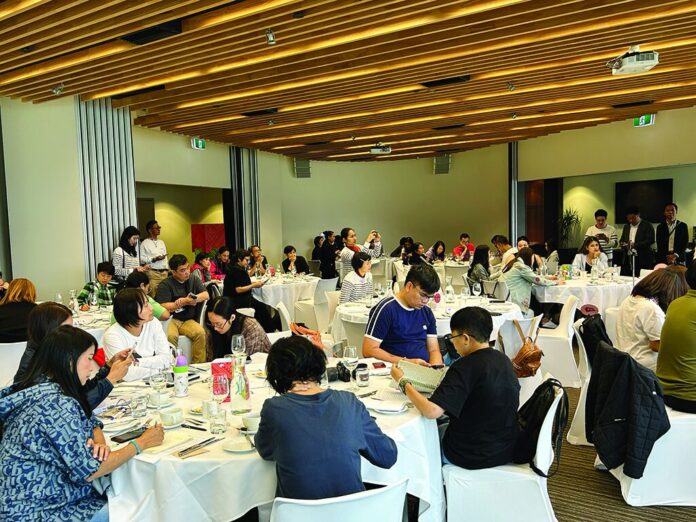 รายงานพิเศษ