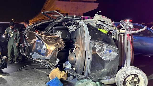 Mother and daughter hurt in Honda Jazz crash on Ratchaphruek Road | News by Thaiger