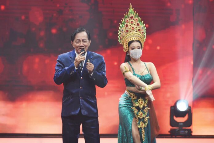 จับกระแสลูกทุ่ง