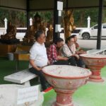 ให้โชคทุกงวด ชาวบ้านศรัทธาแห่ไหว้ ท้าวเวสสุวรรณ หวังถูกรางวัลที่ 1 เป็นรายที่ 11