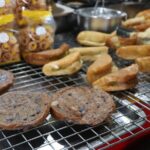 สุดยอดขนมหวาน เจ๊วิมลขนมถังทอง การันตีหอมหวานมันอร่อยสดใหม่ทุกวัน 
