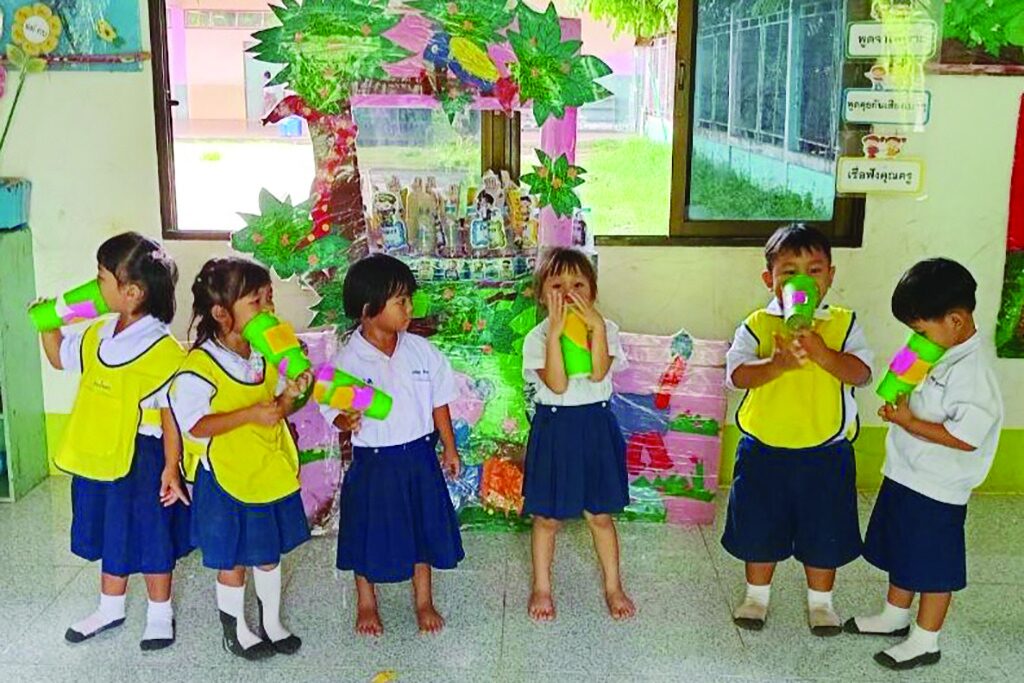 สดจากเยาวชน - สร้างศูนย์พัฒนาเด็กเล็ก โครงการประทีปเด็กไทย