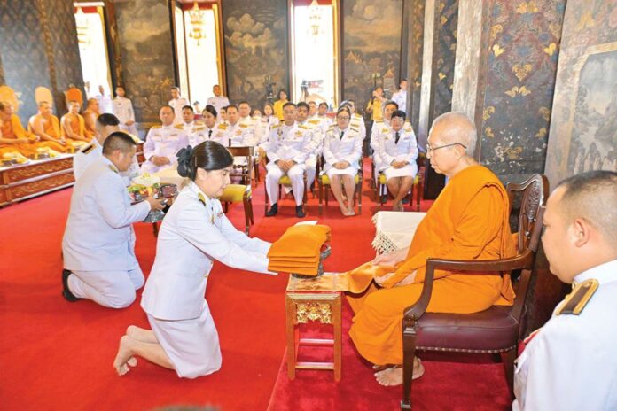 ข่าวสดพระเครื่อง - พิธีบำเพ็ญกุศล-เจริญพุทธมนต์ ถวายพระราชกุศล‘ในหลวงร.9’