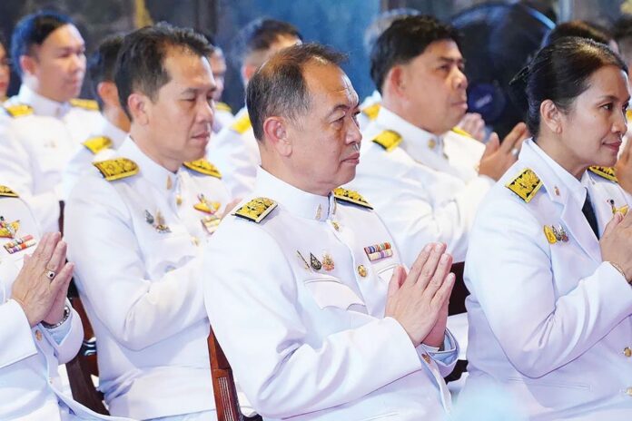 ข่าวสดพระเครื่อง - พิธีบำเพ็ญกุศล-เจริญพุทธมนต์ ถวายพระราชกุศล‘ในหลวงร.9’