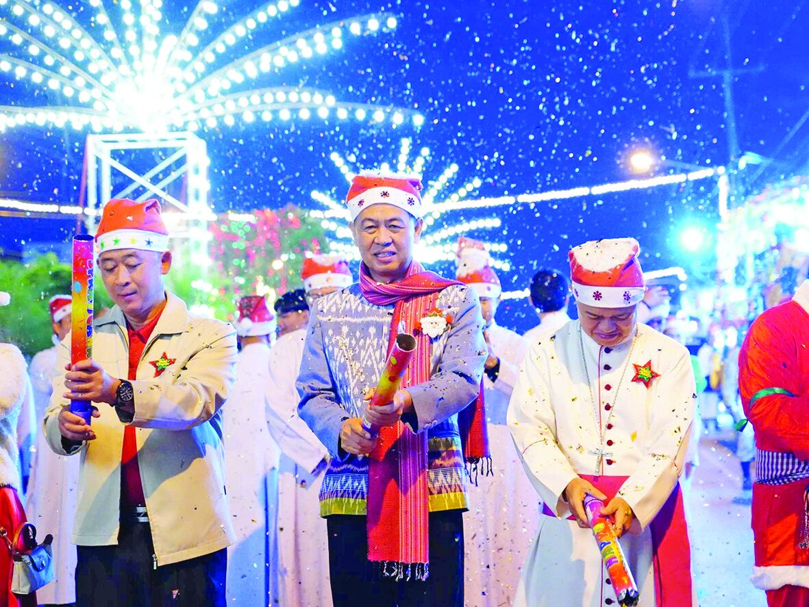 ชวนกันมา พากันมู(เตลู) - ประเพณีแห่ดาวคริสต์มาส สีสัน-เทศกาลแห่งศรัทธา