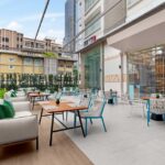 โรงแรมคอร์ทยาร์ด เผยโฉมใหม่ห้องอาหารโมโม่ คาเฟ่ หลังการปรับปรุงครั้งยิ่งใหญ่