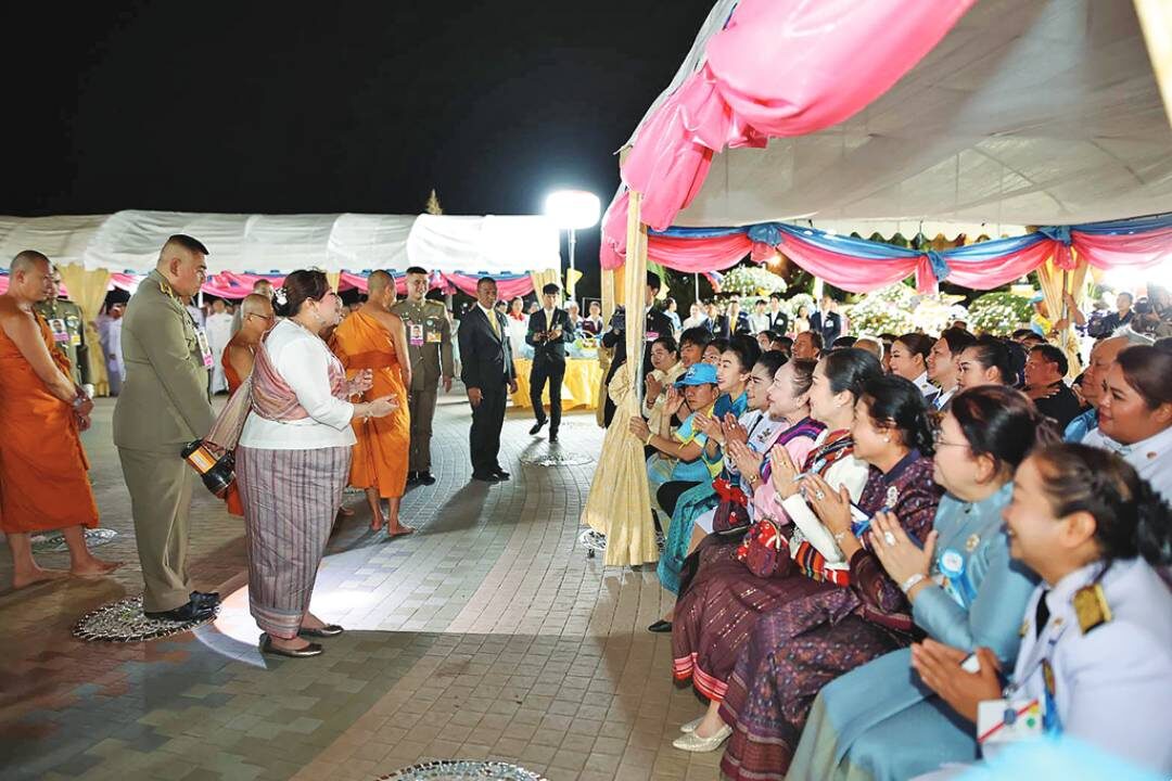 วัดพระธาตุผาซ่อนแก้ว
