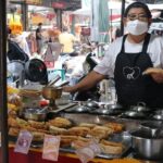 สุดยอดขนมหวาน เจ๊วิมลขนมถังทอง การันตีหอมหวานมันอร่อยสดใหม่ทุกวัน 