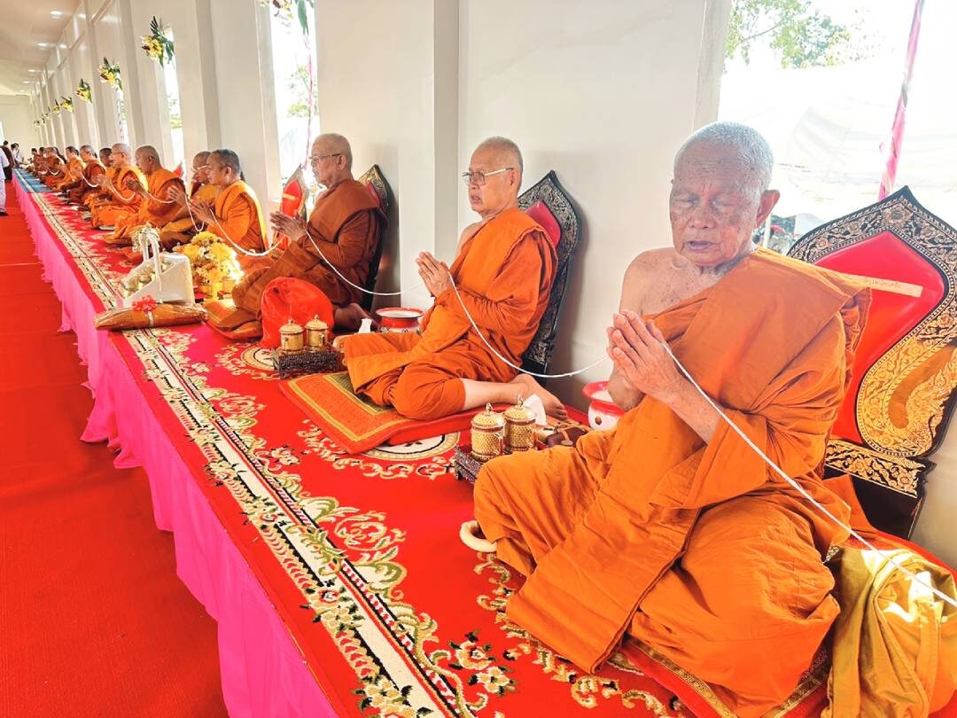 ข่าวสดพระเครื่อง - มุทิตาอายุวัฒนมงคล 74 ปี พระธรรมวชิรนิวิฐ(บัวศรี)