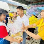 บิ๊กโจ๊ก จับมือ สมาคมชาวปักษ์ใต้ ลุย ปัตตานี พัทลุง มอบถุงยังชีพ เยียวยา ประชาชน