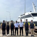 ศรชล.ภาค 2 ตรวจสอบความปลอดภัยพื้นที่ท่าเทียบเรือ-เรือโดยสารขนส่งนักท่องเที่ยว
