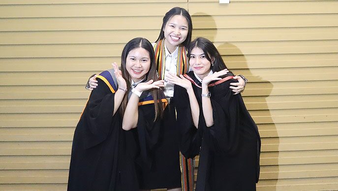 สดจากเยาวชน