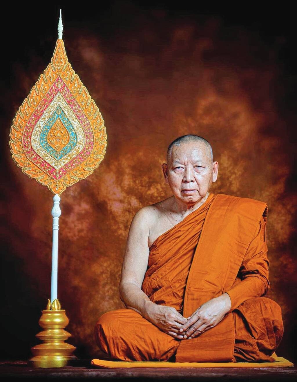 ข่าวสดพระเครื่อง - สักการะ‘พระพรหมวชิรดิลก’ มุทิตาอายุวัฒนมงคล 79 ปี