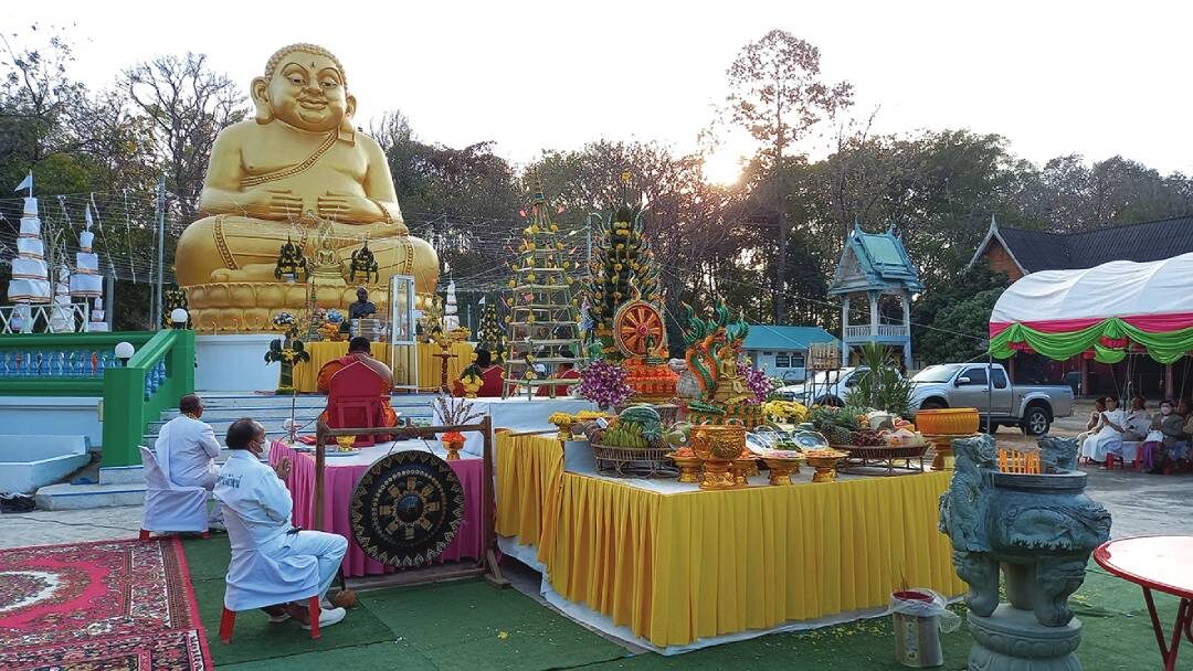 ข่าวสดพระเครื่อง - เหรียญหลวงปู่ศรีจันทร์ เพื่อพัฒนาวัดป่าศุภมิตรฯ