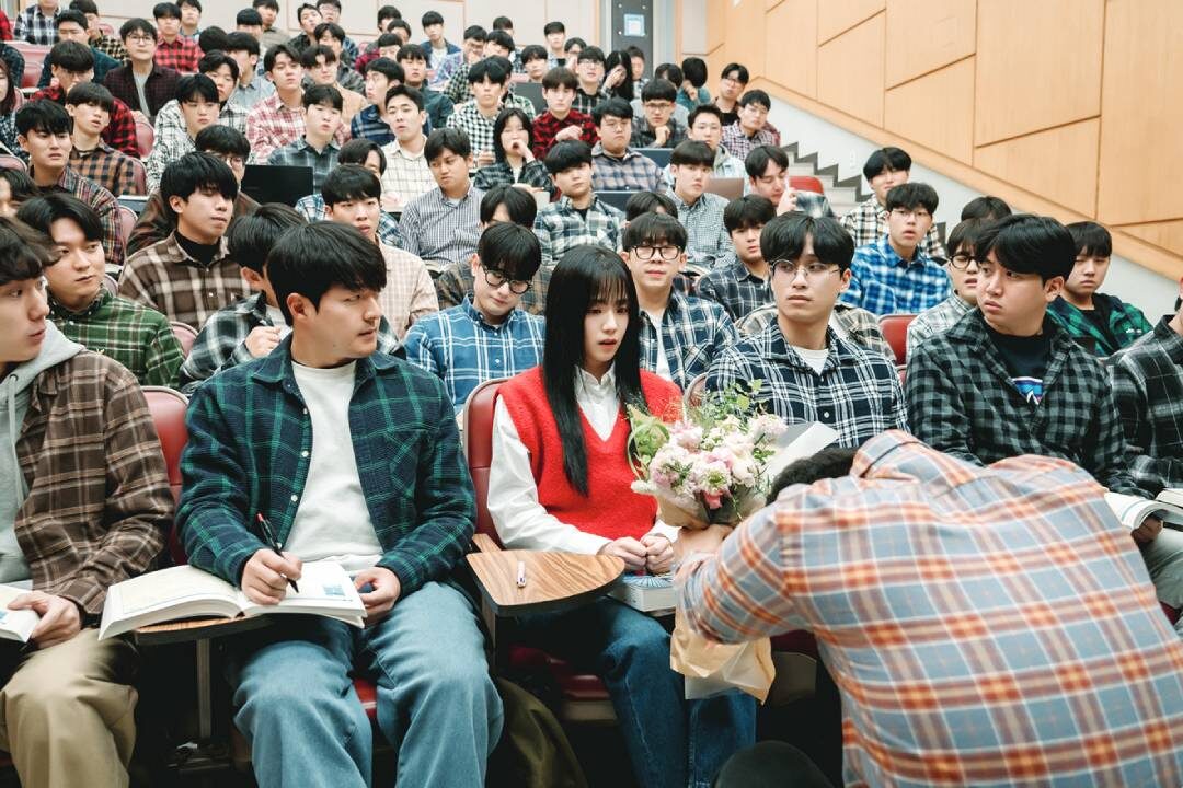 สตาร์ต่างแดน - ‘จีซู’จับมือ‘พัคจองมิน’ เผชิญหน้าซอมบี้‘Newtopia’