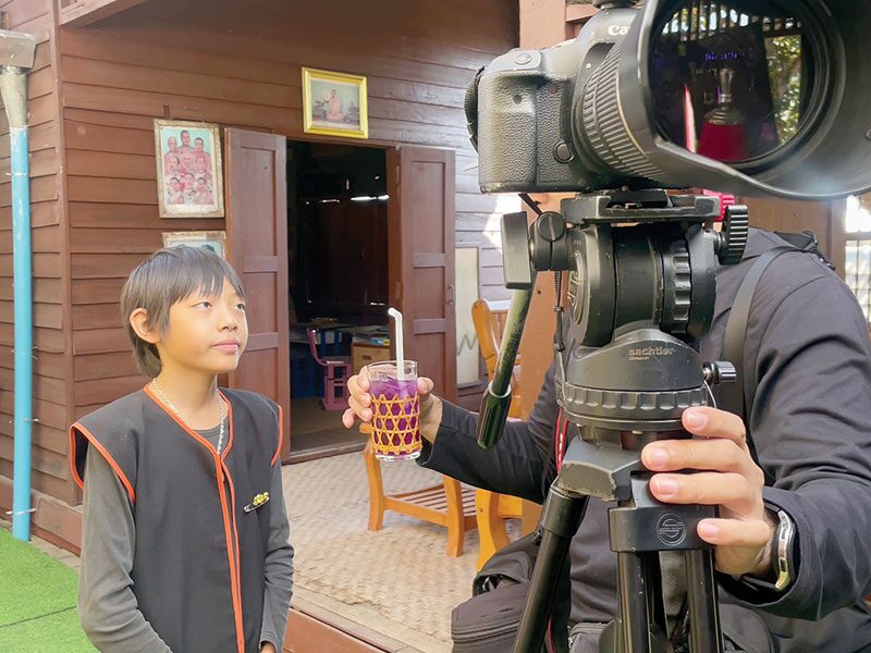 สดจากเยาวชน - สามพี่น้องอาข่า แม่ไม่อยู่หนูทำได้