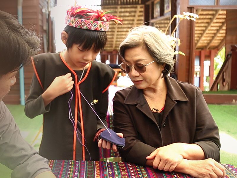 สดจากเยาวชน - สามพี่น้องอาข่า แม่ไม่อยู่หนูทำได้