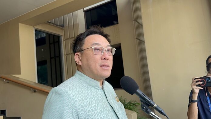 จุลพันธ์ อมรวิวัฒน์ รมช.คลัง