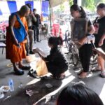 ญาติอัญเชิญดวงวิญญาณ หมวดบรรรัง กลับบ้าน ประกอบพิธี รดน้ำศพ วัดสายไหม