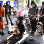 ญาติอัญเชิญดวงวิญญาณ หมวดบรรรัง กลับบ้าน ประกอบพิธี รดน้ำศพ วัดสายไหม