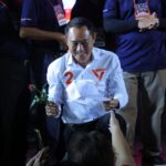 'ธนาธร-พิธา' ชู 'จักรพันธ์' มากความสามารถ เหมาะสมนั่งเก้าอี้ นายก อบจ.นครนายก