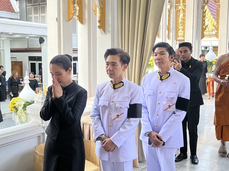 กรมสมเด็จพระเทพฯ เสด็จฯ พระราชทานเพลิงฯ ฉลอง ภักดีวิจิตร ครอบครัวก้มกราบ ส่งดวงวิญญาณเป็นครั้งสุดท้าย