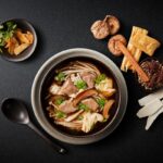 Chef Cares แกะกล่อง 2 เมนูใหม่ 'บักกุ๊ดเต๋-แกงเผ็ดเป็ดย่างและข้าว' 