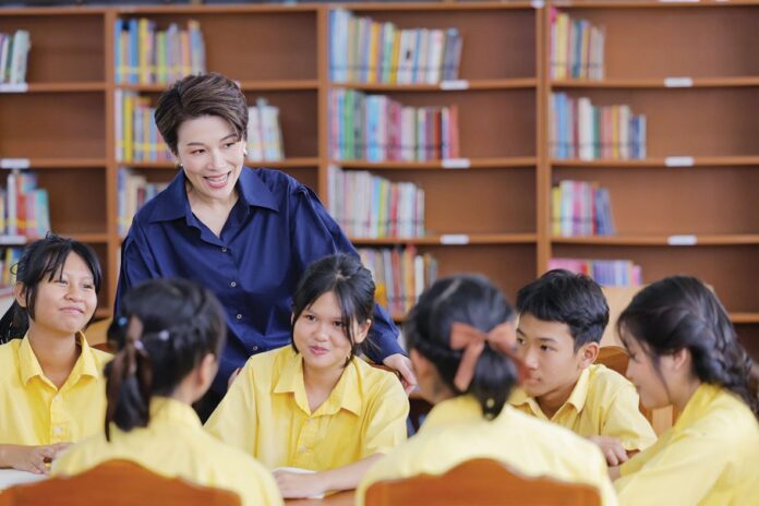 สดจากเยาวชน