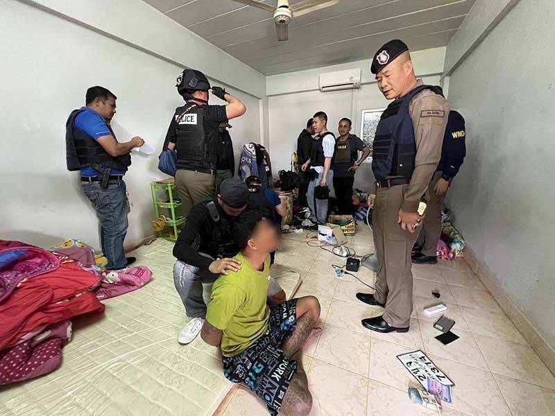 Thai police arrest drug suspect after tense standoff in Nakhon Nayok | News by Thaiger