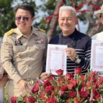 คู่รักคู่แรกเกาะช้าง จดทะเบียนสมรสเท่าเทียม สวมแหวน ร่ำไห้เผยรักนาน11ปี สมหวัง-มีที่ยืนในสังคม