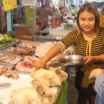 ตรุษจีน ไก่สด ปรับราคาขึ้น แม่ค้าเชื่อไม่กระทบ คาดวันจ่าย แห่ซื้อคึกคักดันยอดขายสูงขึ้น