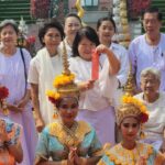 ถือฤกษ์ดี ถวายผ้าห่มชุดใหญ่ หลวงพ่อสมหวัง ลุ้นเลขเด็ดหางประทัด เห็นชัด เล็งเสี่ยงโชค