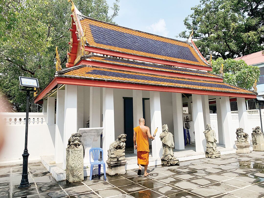 เที่ยววัดวันหยุด - ไหว้พระดังวัดบรมนิวาส ชมปูชนียวัตถุทรงคุณค่า
