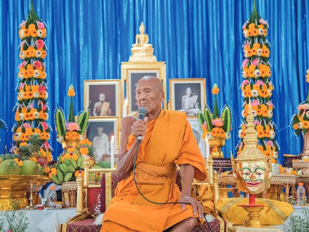 เที่ยววัดวันหยุด - ไหว้พระพุทธรูปหินใหญ่ เยี่ยมวัดดอนเสือจ.ชัยนาท