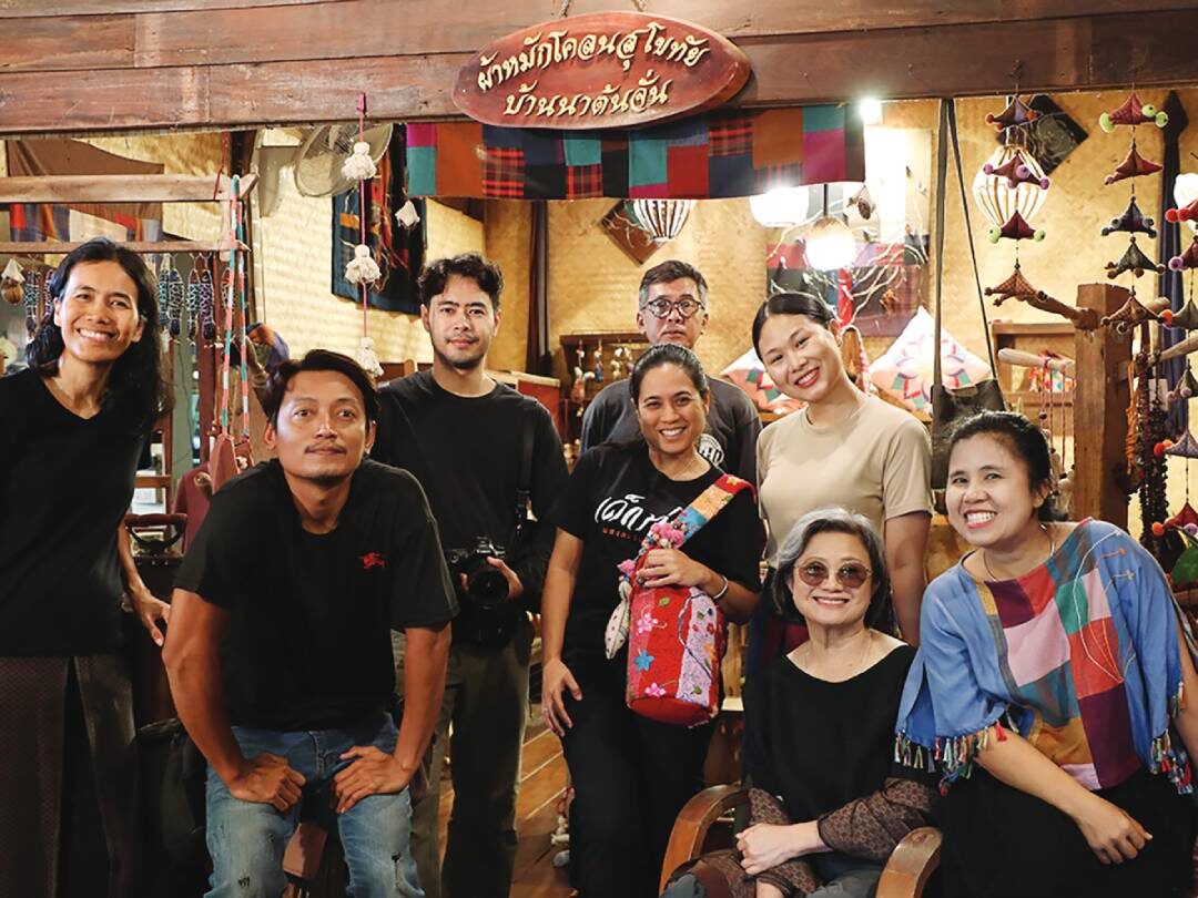 สดจากเยาวชน - ผ้าหมักโคลน คนหลายวัย รายได้ขับเคลื่อนชุมชน