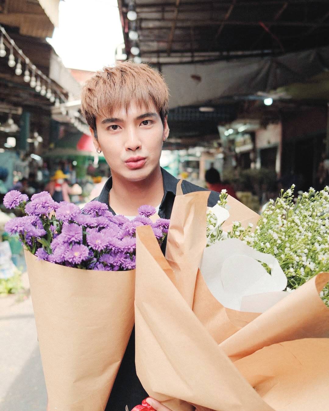 ซุปตาร์บันเทิง - ‘บิว-วีซ่า’คบกันพลังบวก ความรักแฮปปี้ต่างเติมเต็มกัน