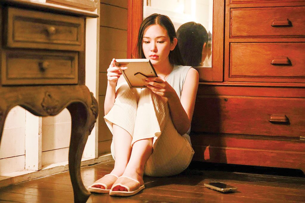 สกู๊ปบันเทิง - ‘เข้ม’ลงจอหนังรักคู่‘หลิน’‘Why We Love เพราะรักต้องมี’ 