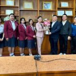 ที่ปรึกษา รมว.พลังงาน มอบทุนนักเรียนดี โครงการ 'นักเรียนดี เยาวชนต้นแบบ'
