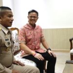 ผอ.ศรชล.ภาค2 เข้าพบ ผู้ว่าฯสุราษฎร์ รับฟังแนวทางปฎิบัติงาน พร้อมลงพื้นที่ตรวจ