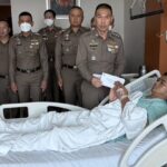 ผบช.น. เข้าเยี่ยม ตำรวจสืบ 1 บาดเจ็บ หลังรถขนปูนพุ่งเข้าชน ขณะซุ่มจับยาเสพติด