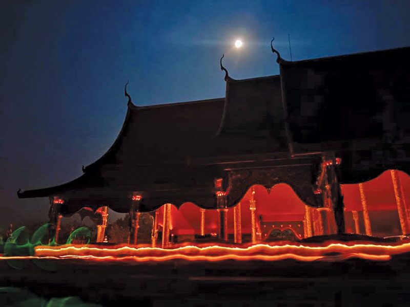 เที่ยววัดวันหยุด - เยือนพระอารามเรืองแสง วัดสิรินธรวรารามภูพร้าว