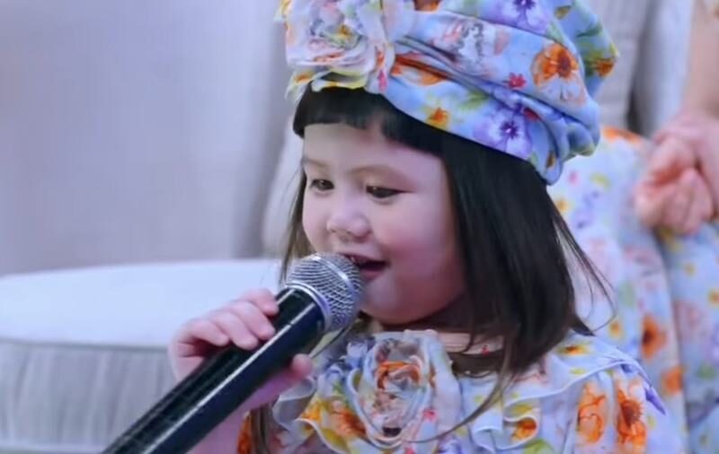 เอ็นดูดาราสาว! น้องเกล เวลางอน แม่ชม ชอบแอบไปอยู่ในห้องน้ำคนเดียว 