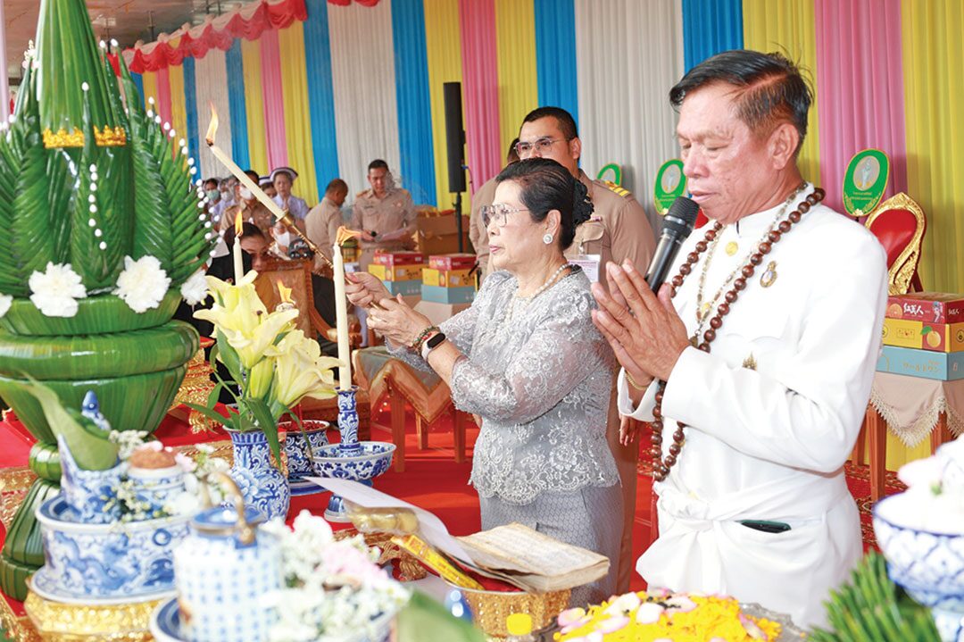 ข่าวสดพระเครื่อง - พิธีเทคอนกรีตเสาเอก-ปฐมฤกษ์ ตึกประชารวมใจ-รพ.ราชพิพัฒน์