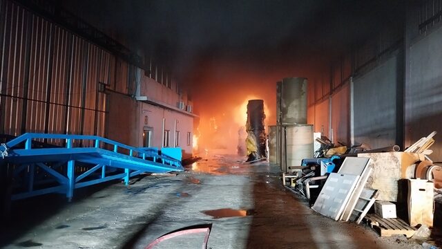 Up in smoke: Nakhon Pathom paper factory fire burns 10m baht | News by Thaiger