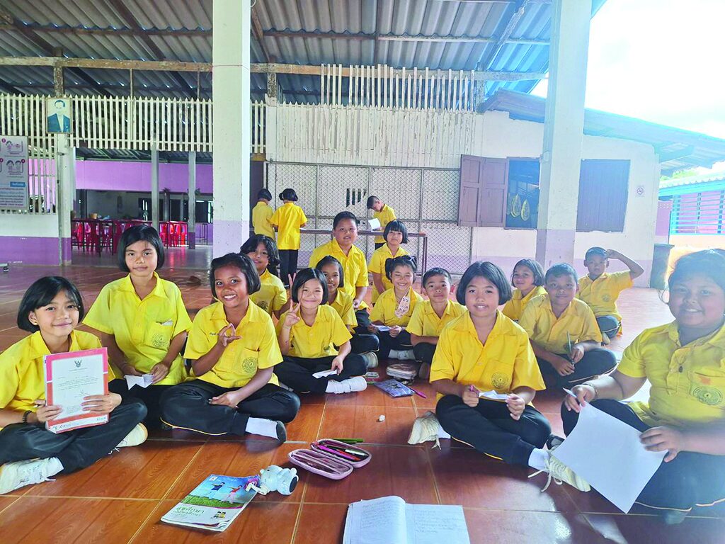 สดจากเยาวชน - โรงเรียนคำพ่อสอน รู้คุณค่าสร้างเด็กดี