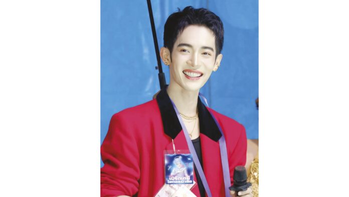 จับกระแสลูกทุ่ง