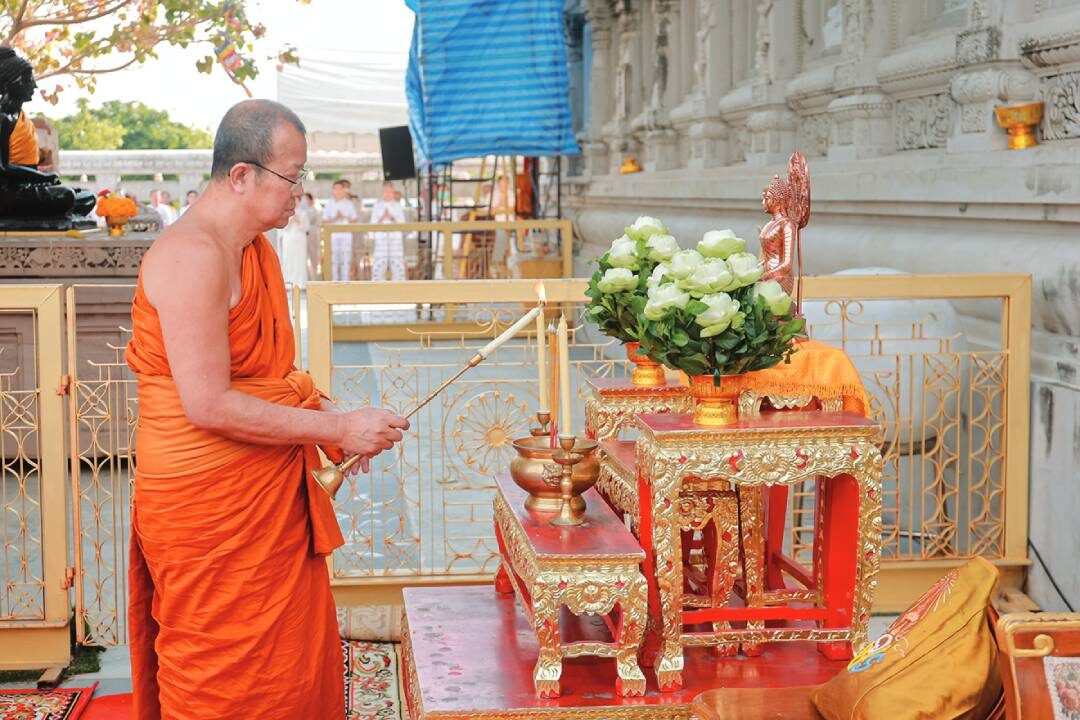 ข่าวสดพระเครื่อง - ถวายพระราชกุศล‘ในหลวง’ อุปสมบท‘มหาวชิราโพธิ๓’