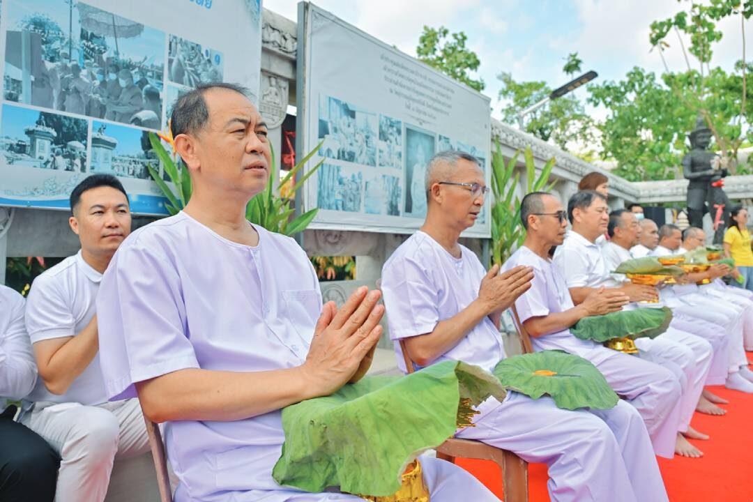ข่าวสดพระเครื่อง - ถวายพระราชกุศล‘ในหลวง’ อุปสมบท‘มหาวชิราโพธิ๓’
