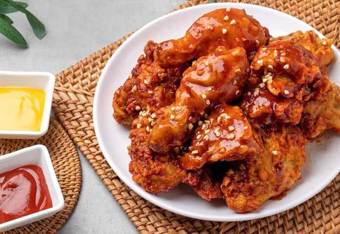 ศาลสั่งจำคุก 6 เดือน “อดีตพนักงาน” บุกร้านไก่ทอด ขโมยเบียร์-ทำกับแกล้มกินเอง